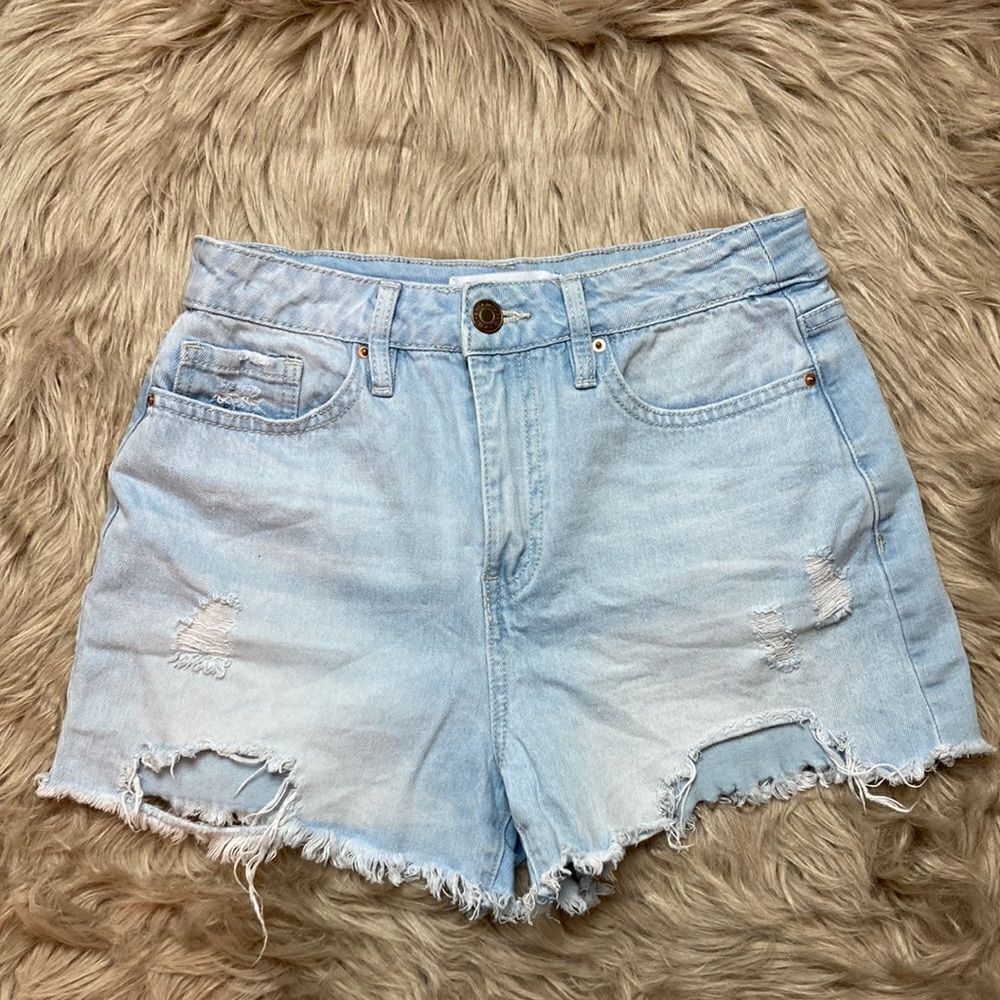 YMI High Rise Dream Fit Light Wash Distressed Frayed Hem Ripped Denim/Jean Short